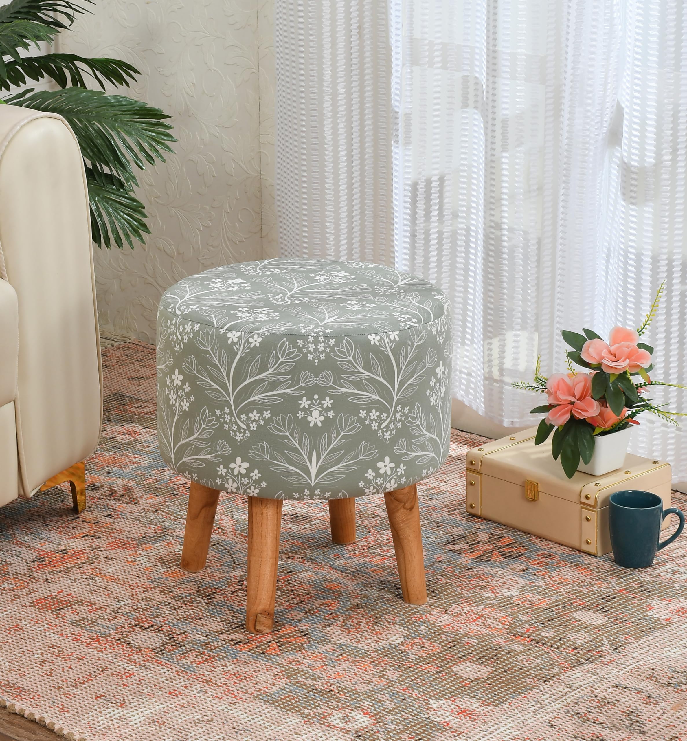NACIA Elegant Ottoman Stool - Soft Cushioned Top for Seating & Footrest - Space-Saving, Stylish Design for Living Room, Bedroom & Office Spaces