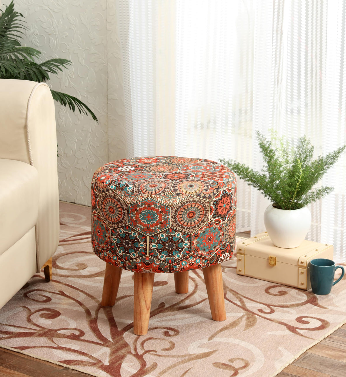 NACIA Elegant Ottoman Stool - Soft Cushioned Top for Seating & Footrest - Space-Saving, Stylish Design for Living Room, Bedroom & Office Spaces